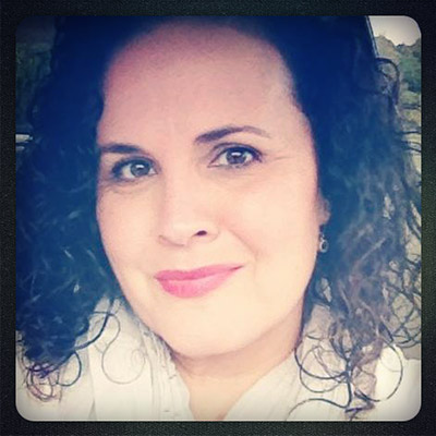 Dr. Lara Fernandez